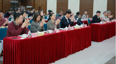 广东省老年大学协会第三届理事会第二次会议在从化召开